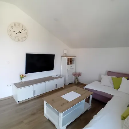 Апартаменты Gveric